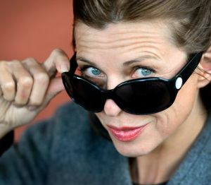 SE_Profilen_Jeanet_1058476v530x800